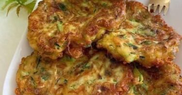 🥕 Zucchini-Möhren-Puffer mit Joghurt