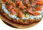 Kartoffelpizza mit Lachs – knusprig, cremig & unglaublich lecker