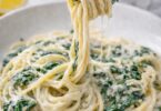 Pasta mit Ricotta & Spinat – in nur 15 Minuten fertig!
